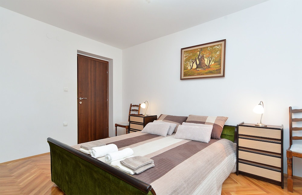 Standard Apartment, 3 Bedrooms (27430)