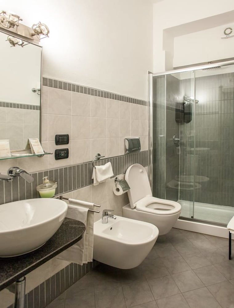 Deluxe Double Room, Sea View - Photo 8