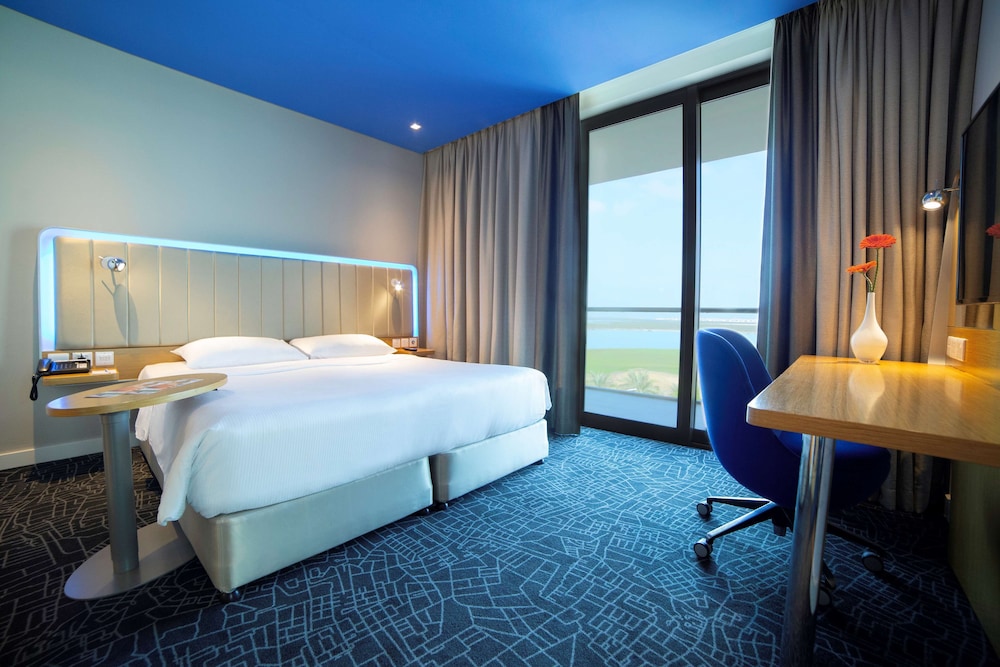 Standard Yas Island view room, Free Yas Beach Access photo 3