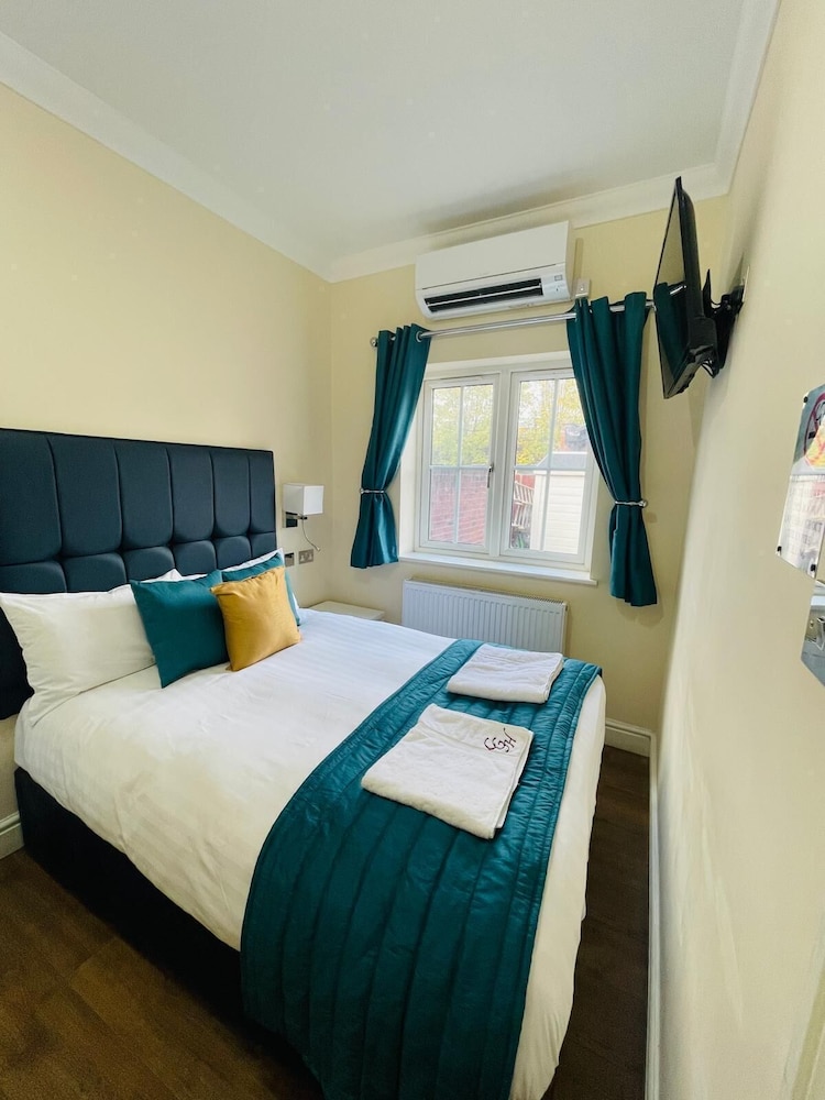 Deluxe Double Room, Private Bathroom photo 2