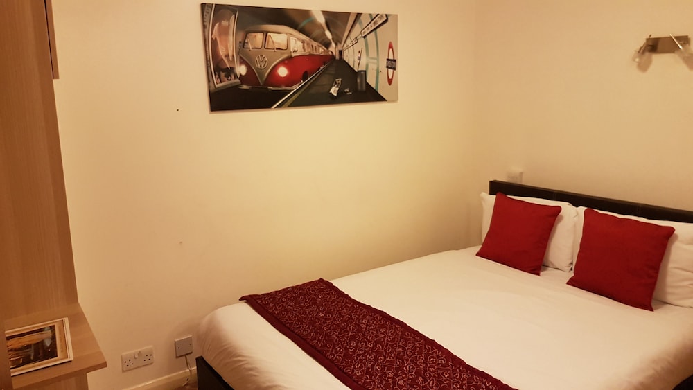 Economy Double Room photo 3