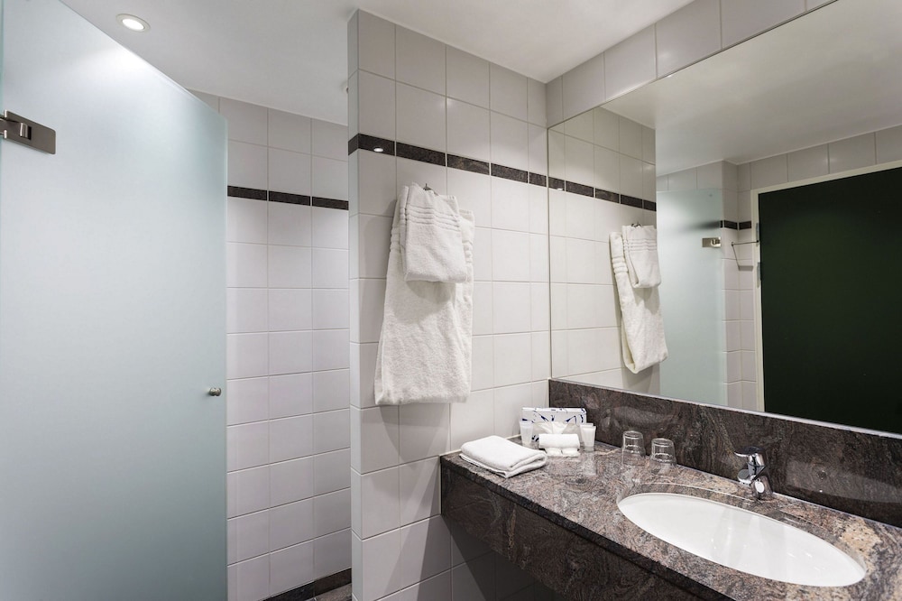 Business Twin Room, 2 Twin Beds - Photo 7