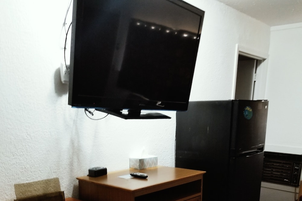 1 King Suite With Sofa Non Smoking photo 3