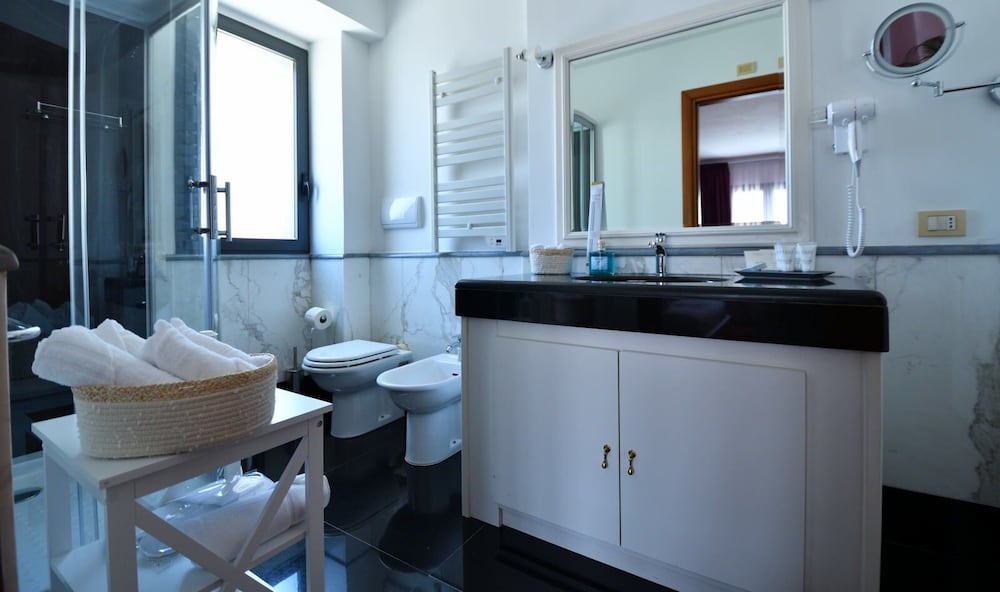 Luxury Room photo 2
