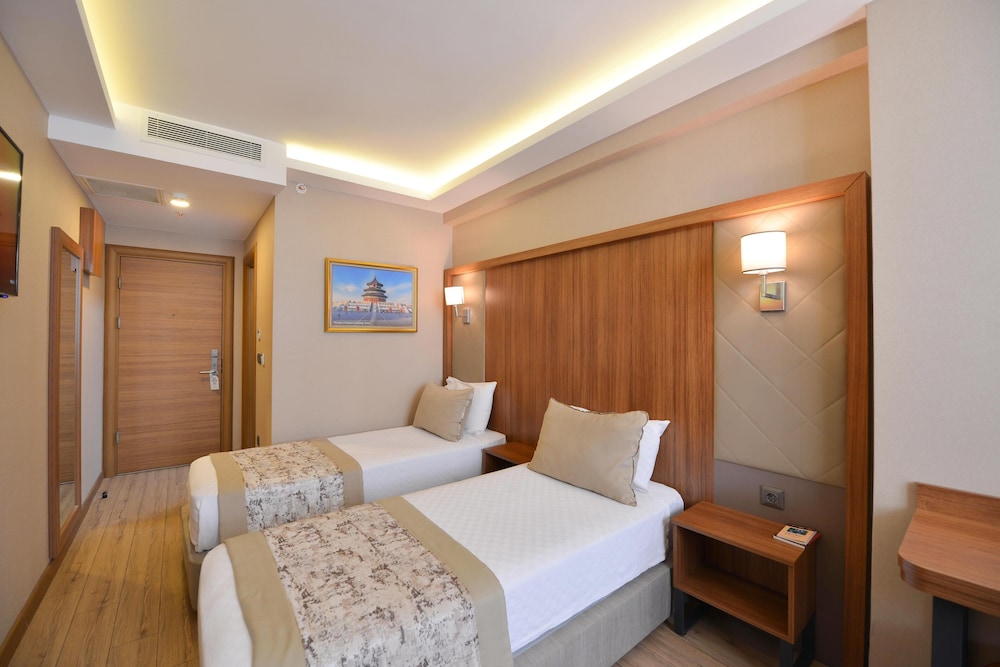 Classic Double or Twin Room - Photo 4