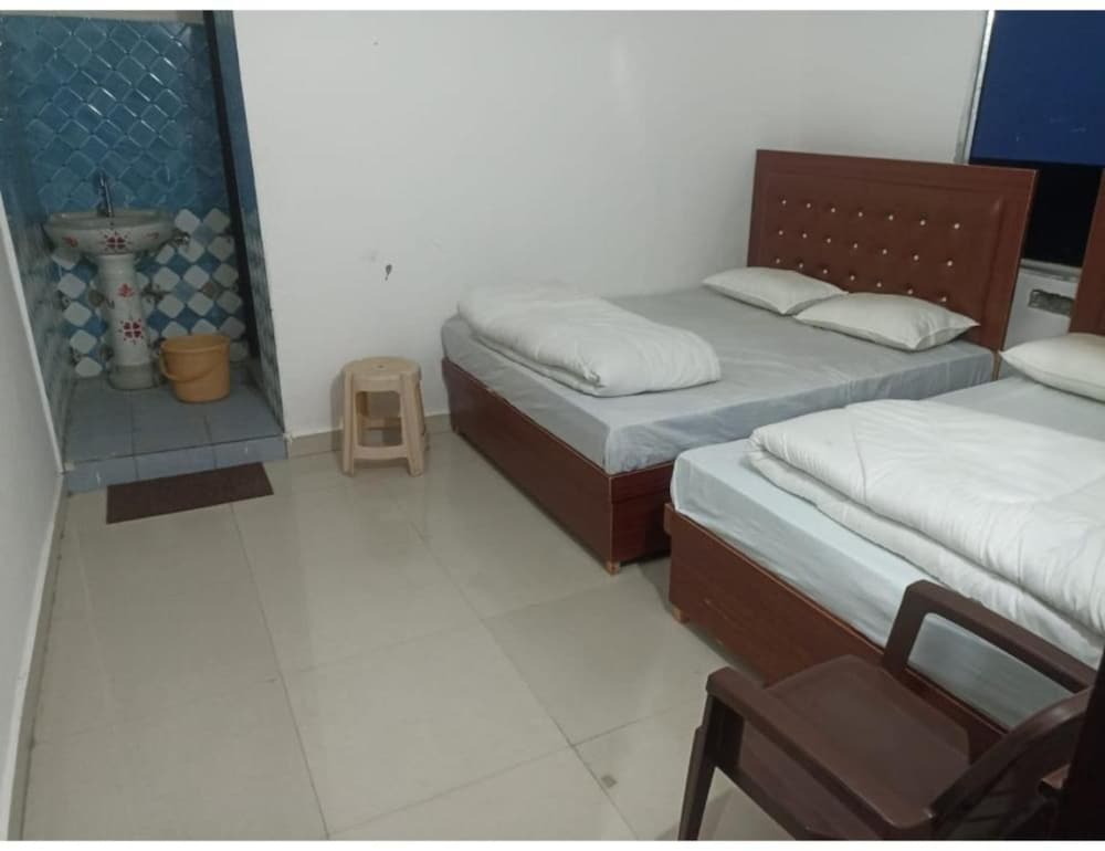 Deluxe Quadruple Room - Photo 5