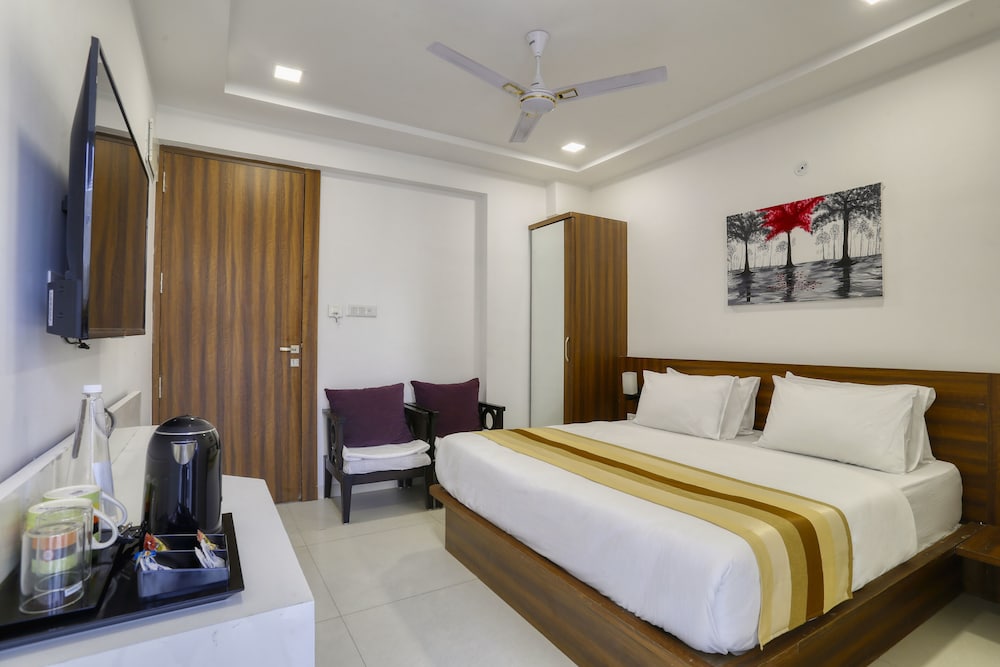Premium Room - Photo 16