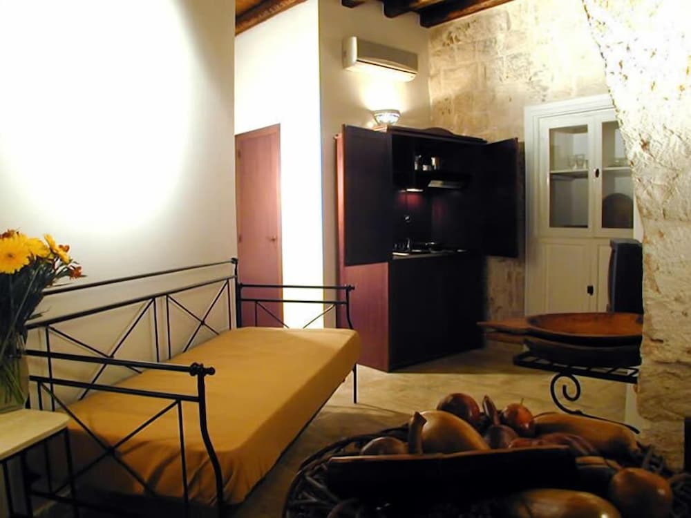 Triple Room - Photo 5