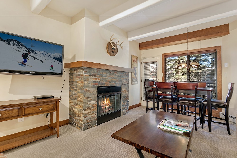 Condo, 2 Bedrooms, 2 Bathrooms - Photo 10
