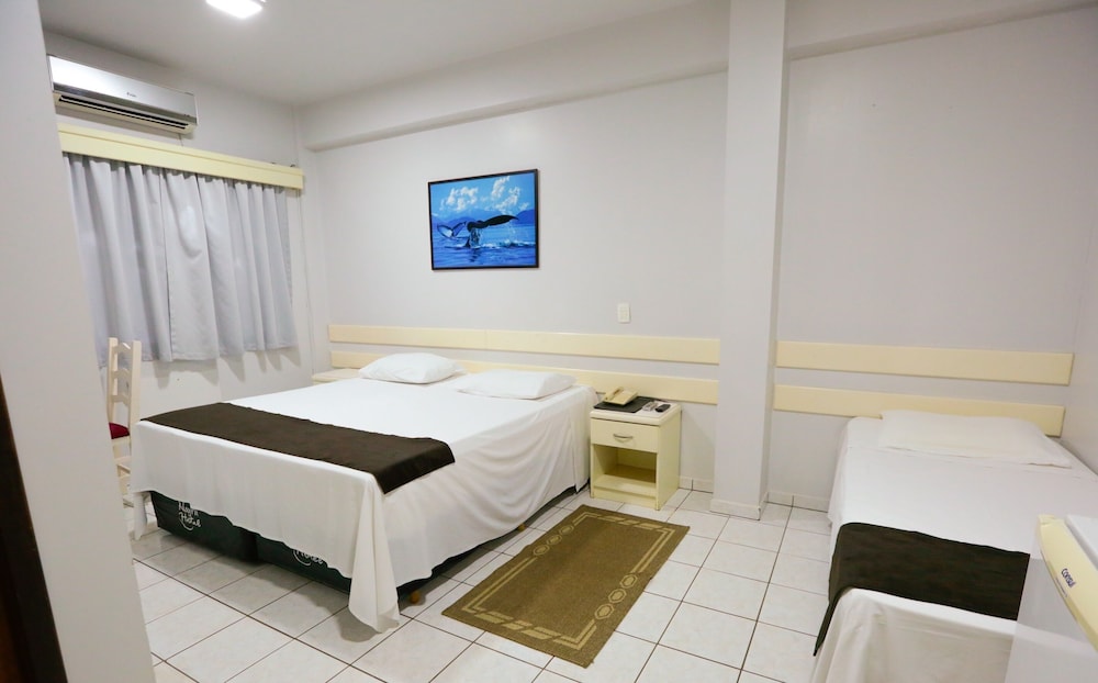 Standard Triple Room - Photo 1