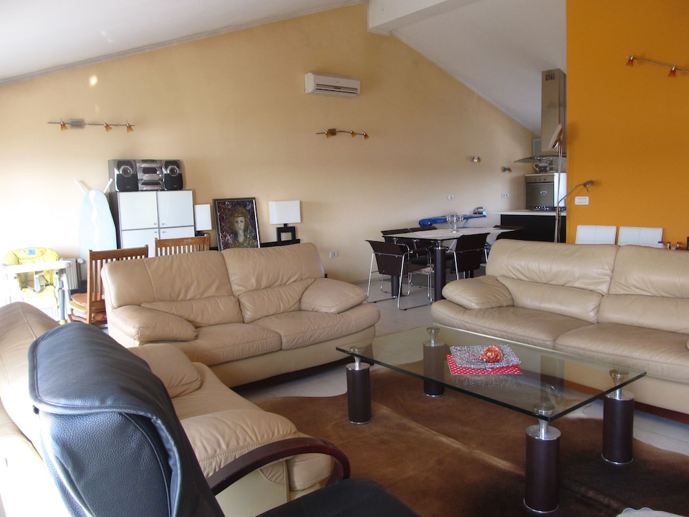 Apartment (A1)