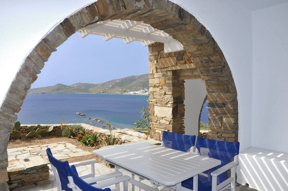 House, 2 Bedrooms, Sea View photo 1