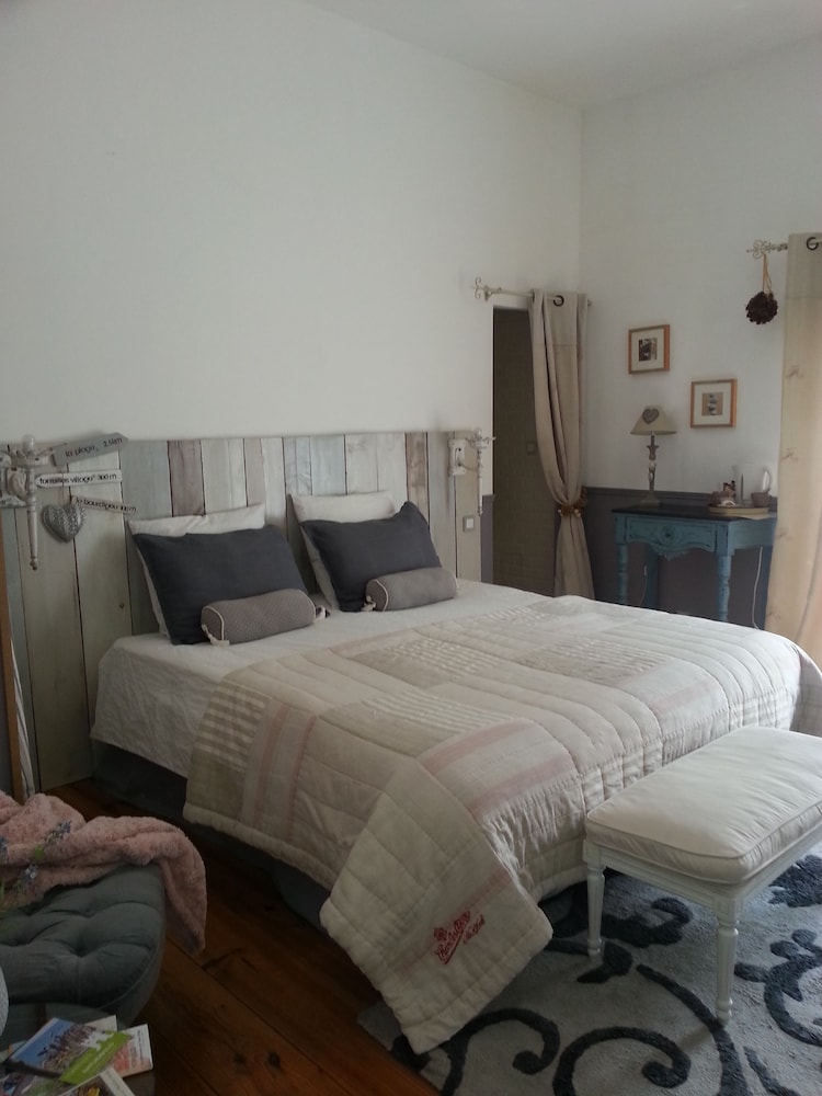 Double Room (Le Patio)
