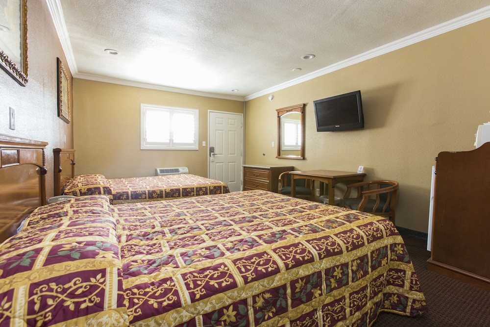 Standard Double Room, Non Smoking photo 3