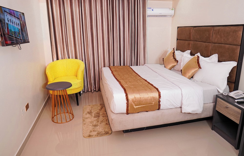 Standard Double Room photo 3