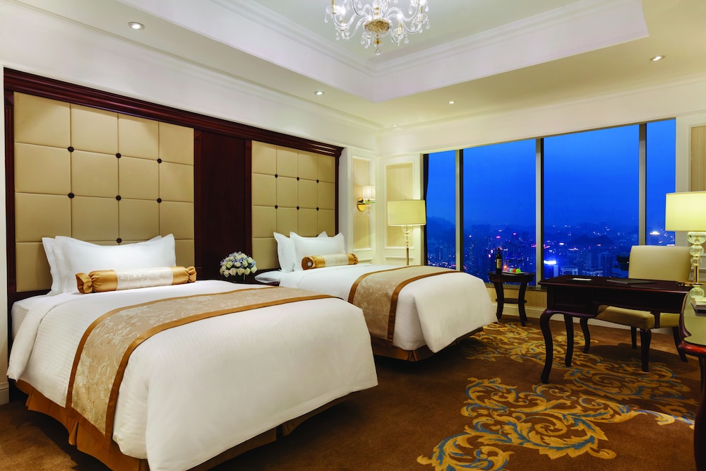 Standard Room, 2 Twin Beds, City View photo 3