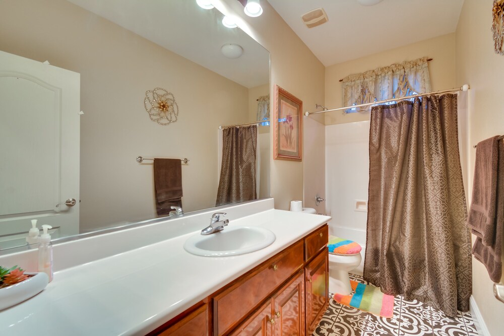 House (Multiple Bedrooms) photo 2