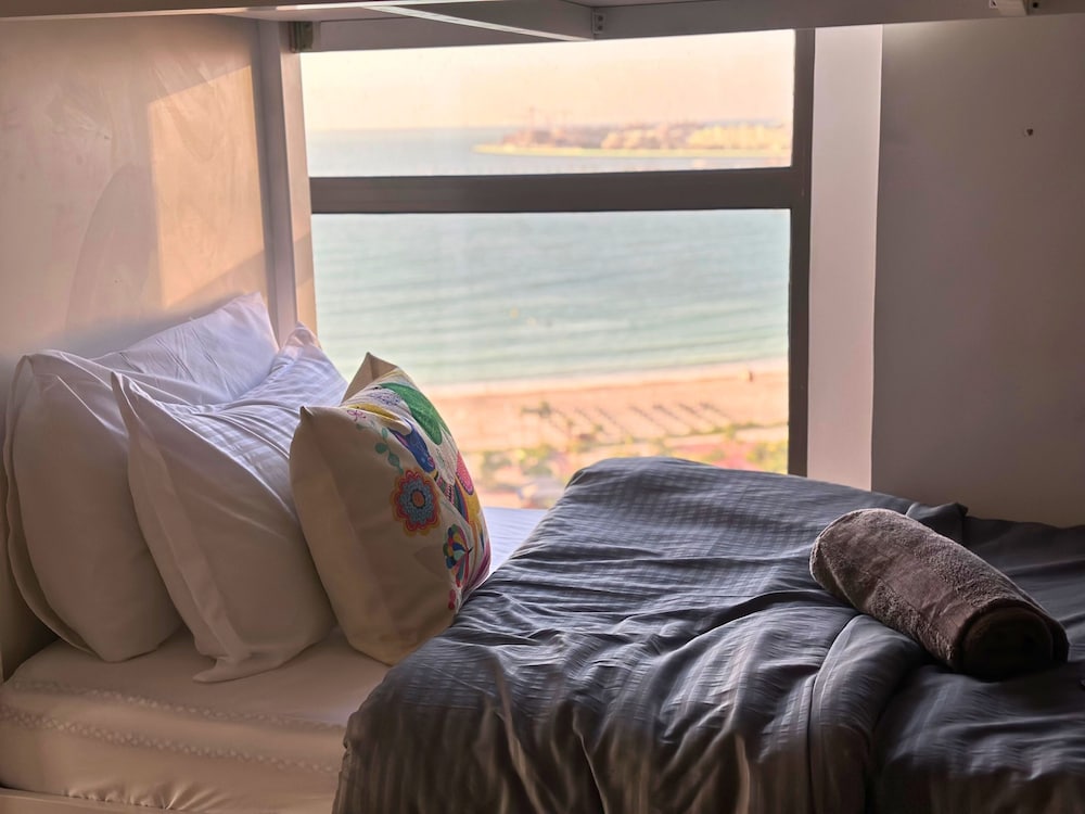 Design Shared Dormitory, Mixed Dorm, Ocean View photo 1
