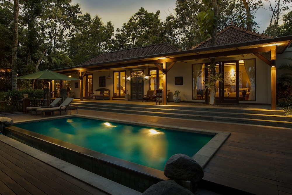Founder's Home