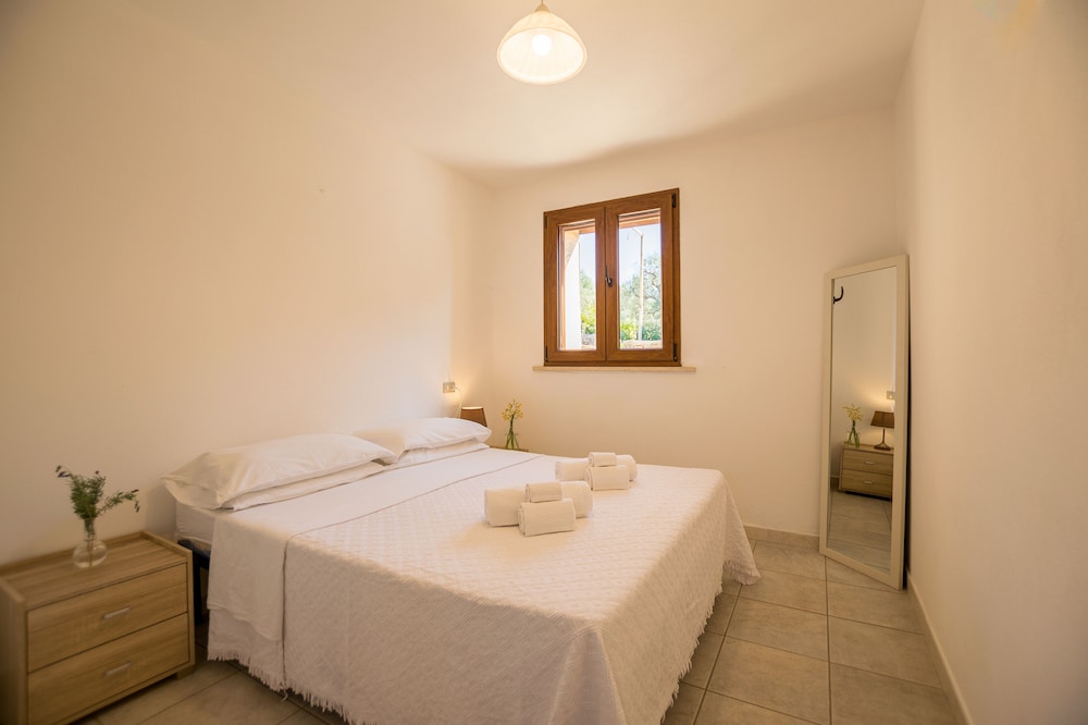 Design Apartment, 2 Bedrooms, Sea View, Courtyard Area photo 1