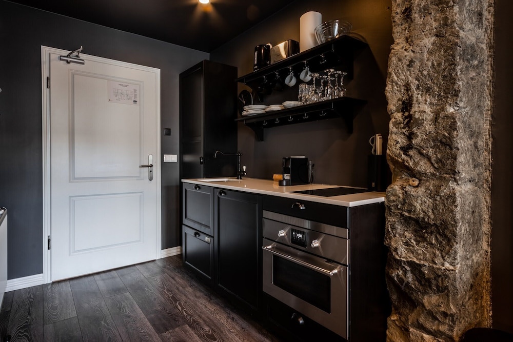 Deluxe Studio, Kitchenette photo 3