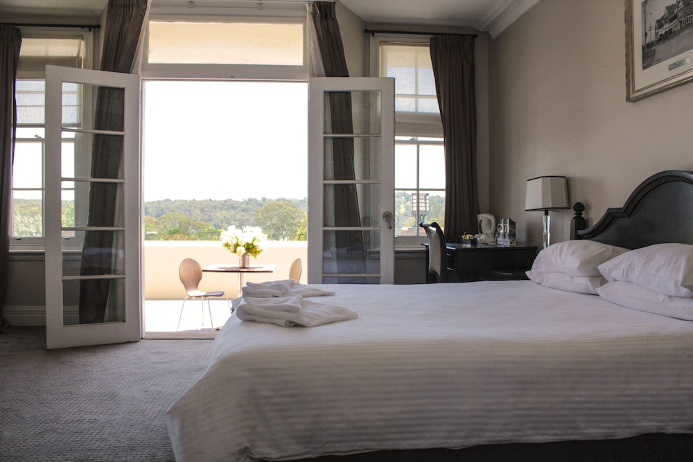 Standard King Room photo 2