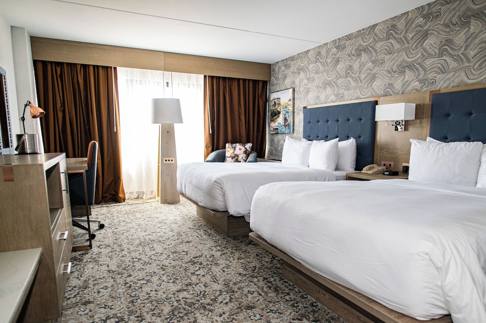 Studio Suite, 2 Queen Beds, Accessible (Mobility)