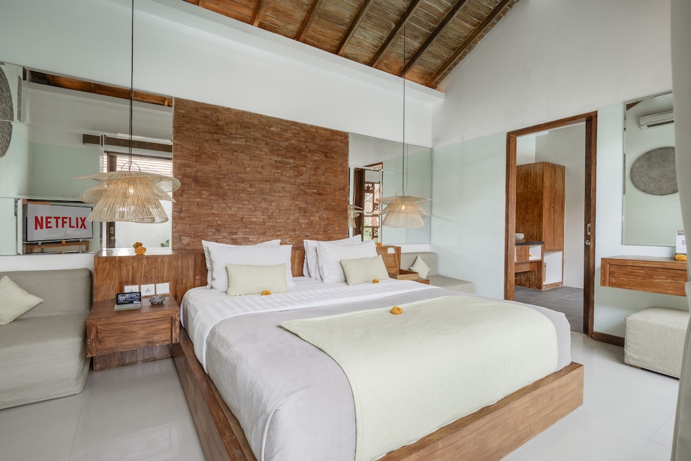 Grand 1 Bedroom Villa with Private Pool