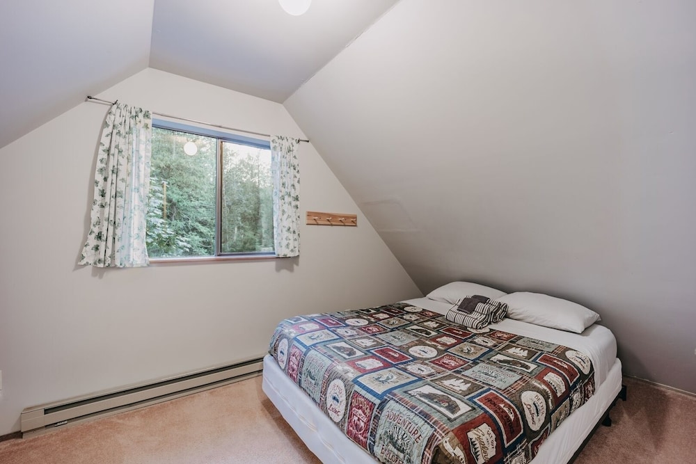 Cabin, 3 Bedrooms photo 3