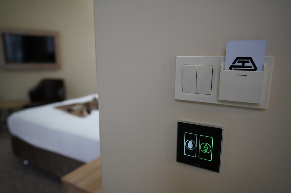 Deluxe Double or Twin Room with Sea View photo 2
