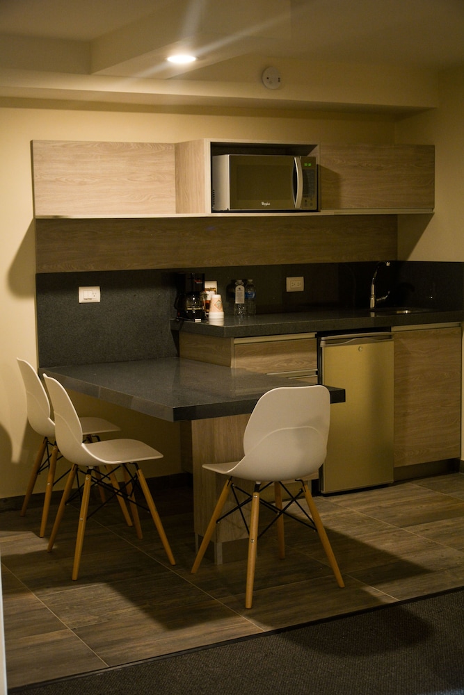 Executive Suite, 1 Bedroom photo 2