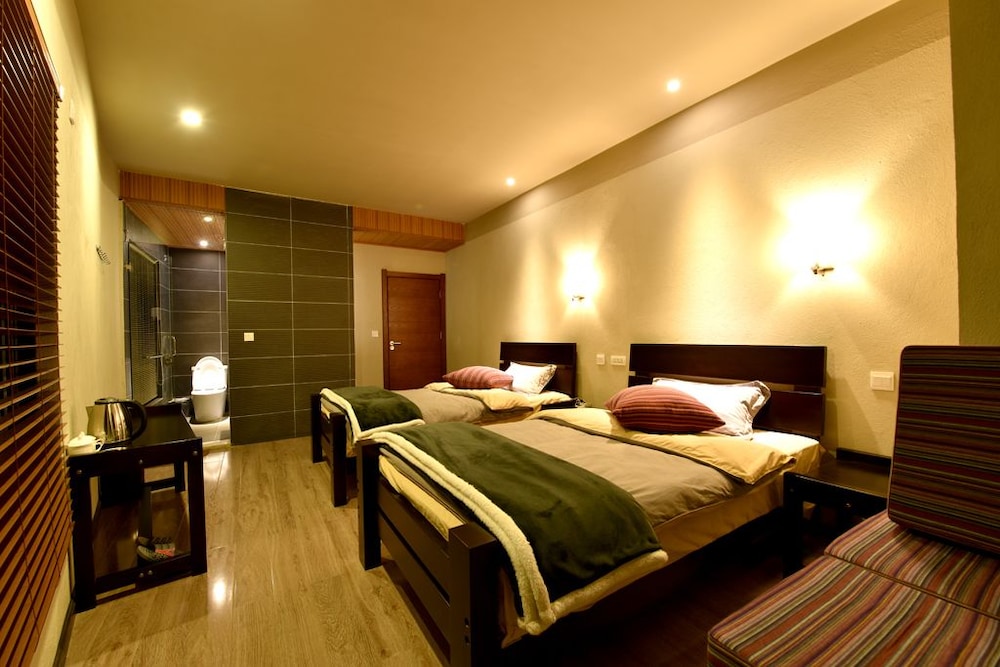 Panoramic Twin Room, 2 Twin Beds, Hill View photo 1