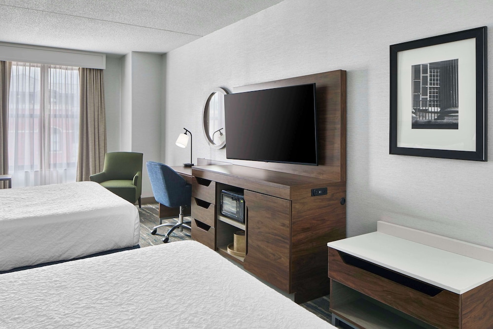 Room, 2 Queen Beds, Accessible, Bathtub (Mobility & Hearing) - Photo 3