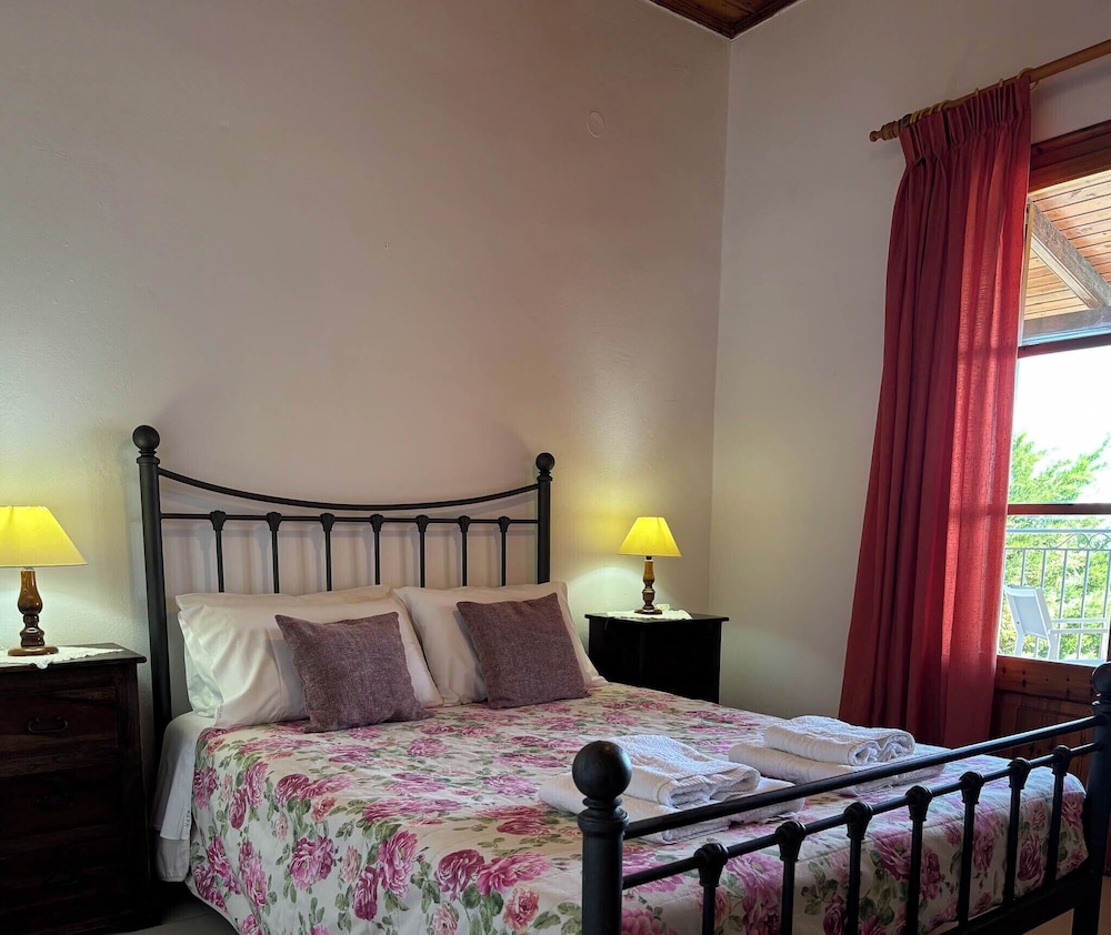Basic Villa, Sea View