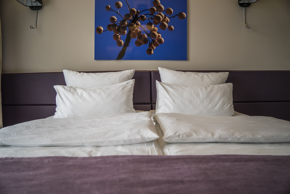 Superior Twin Room, Balcony photo 2