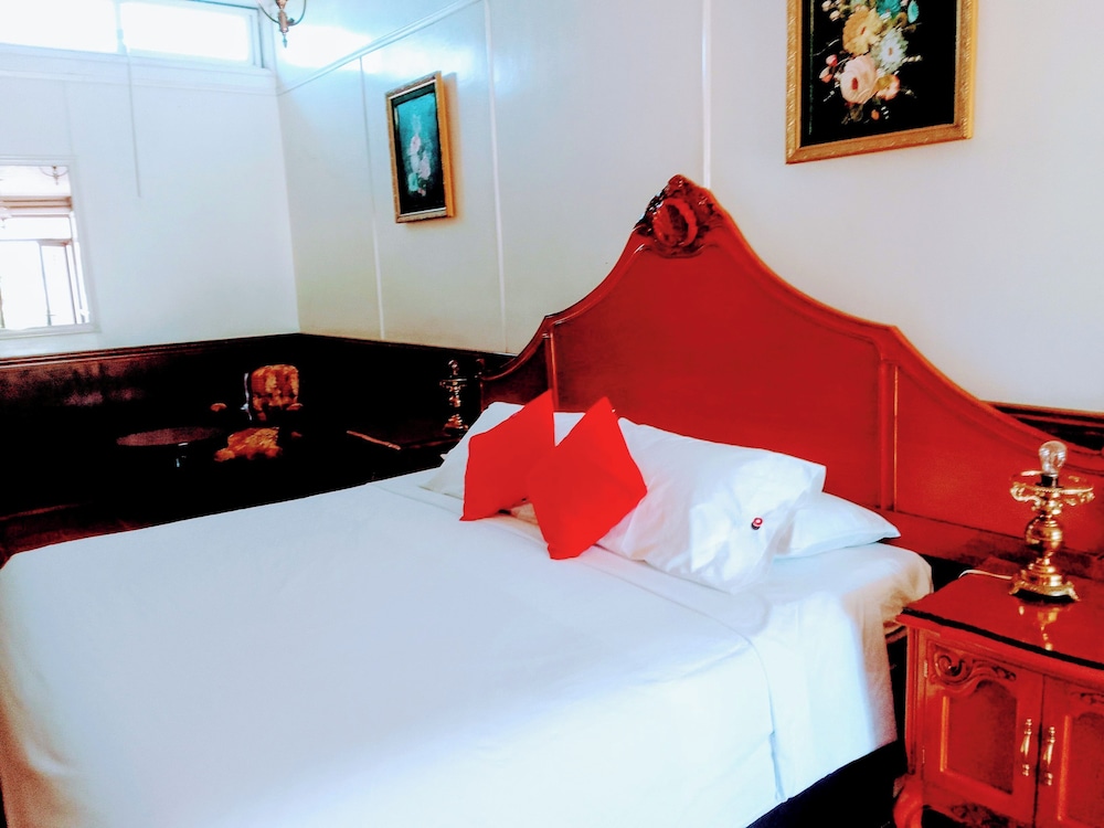 Room, 1 King Bed photo 2