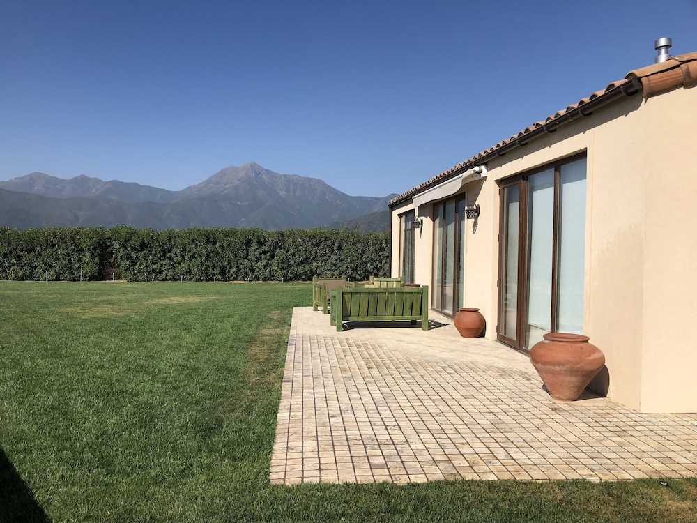 Standard House, 2 Bedrooms, 2 Bathrooms photo 1