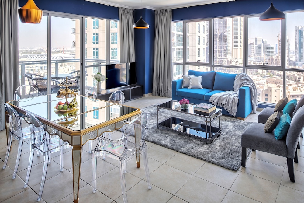 Design Apartment, 2 Bedrooms, City View, Overwater photo 1