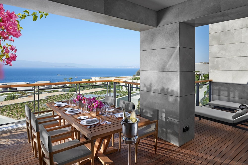 Apartment, 3 Bedrooms, Sea View