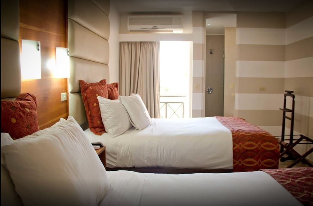 Executive Room photo 2