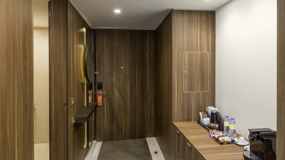 Standard Room, 2 Twin Beds (High Floor) photo 3