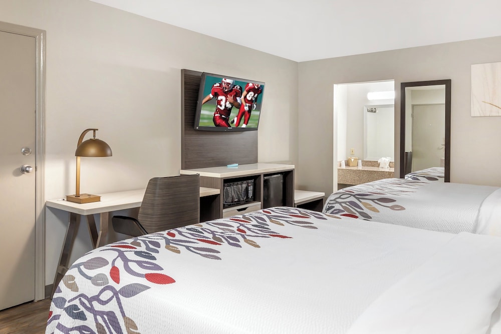 Deluxe Room, 2 Queen Beds, Non Smoking - Photo 6