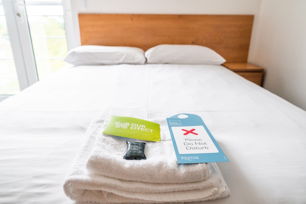 Single Room, 1 Double Bed, Private Bathroom (No TV) photo 3