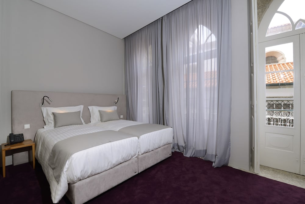 Superior Double or Twin Room photo 3