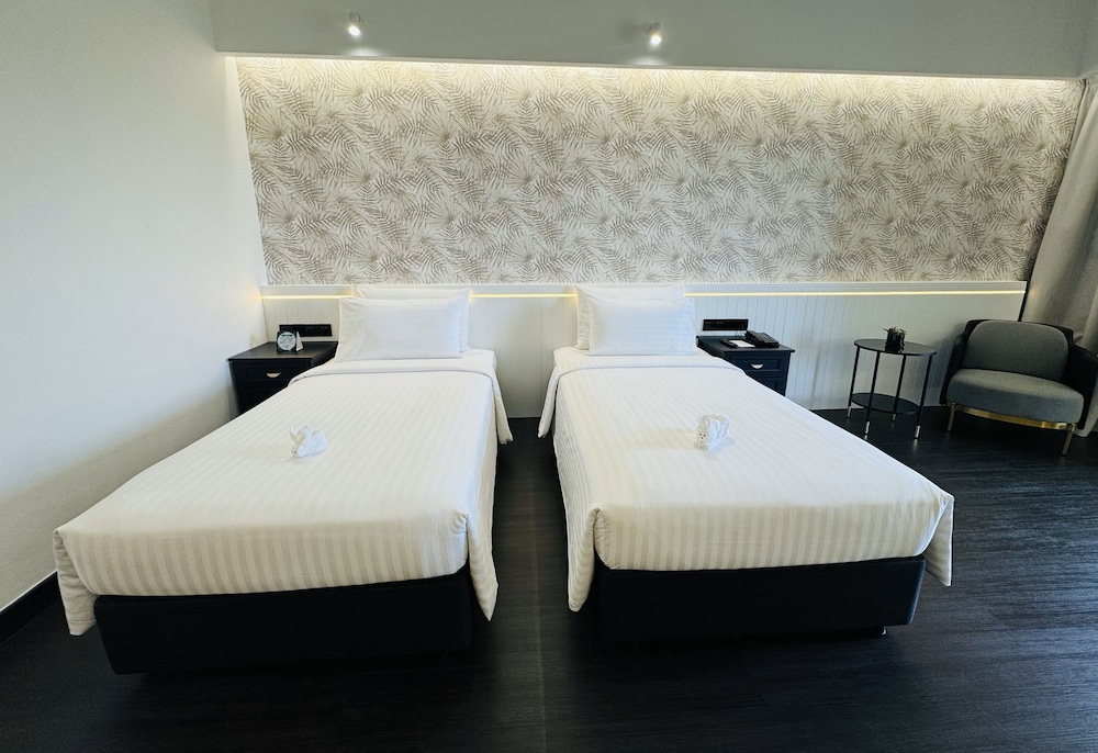 Prestige Suite Room - Photo 4