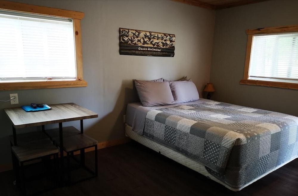 Deluxe Cabin, Multiple Beds, Kitchen photo 1