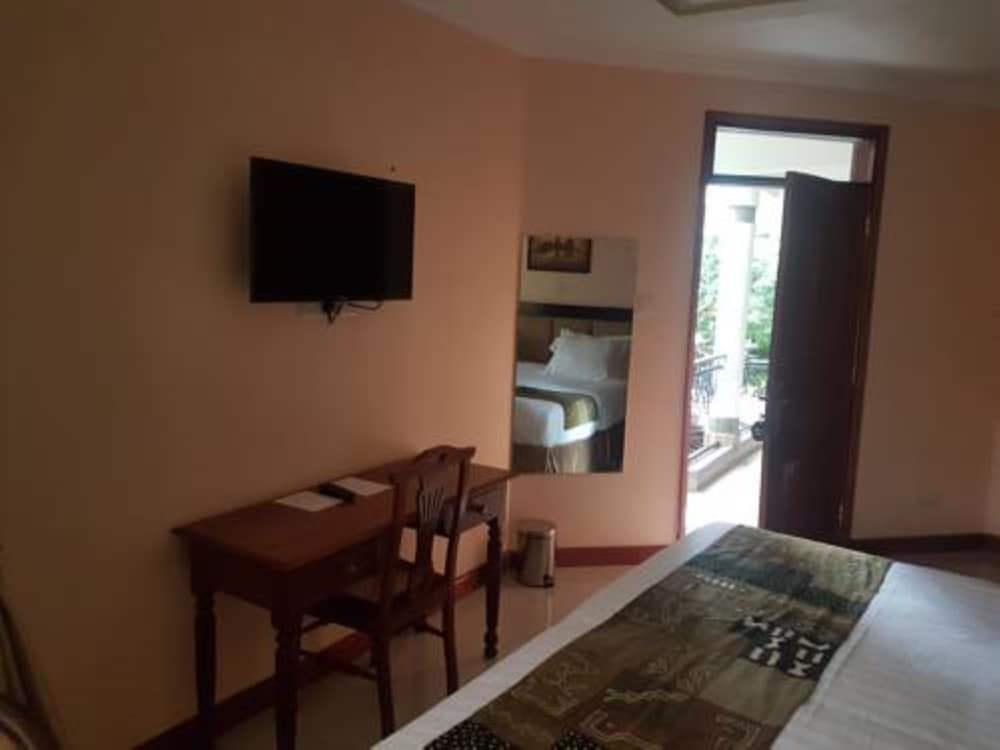 Executive Room photo 3