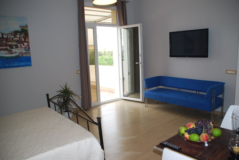 Superior Apartment, Kitchen, Garden Area photo 2