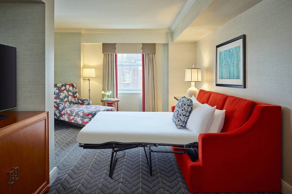 Signature Suite, 1 Bedroom photo 2