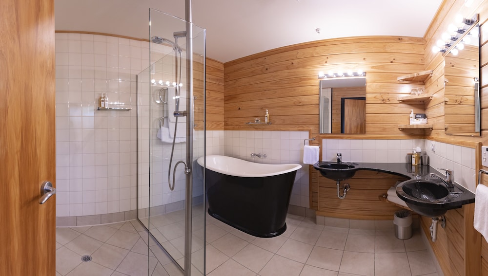 Grand Suite, Accessible, Mountain View photo 2
